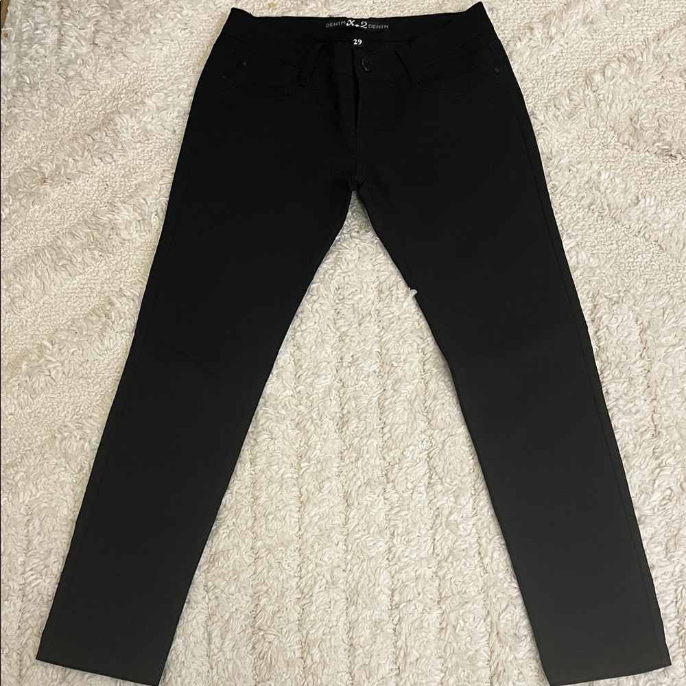 Black Women's Slim Fit Jeans - Size 29